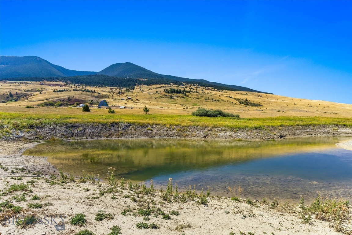 39 Sweetgrass Property Photo 3
