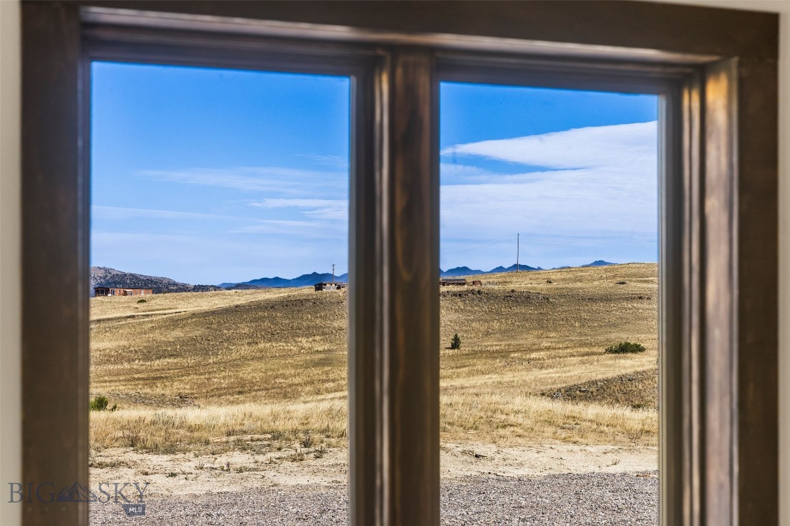39 Sweetgrass Property Photo 8
