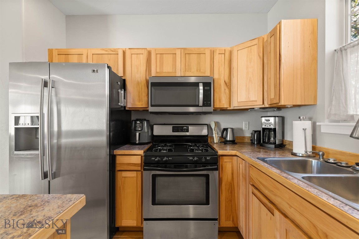 2374 Milkhouse Avenue Property Photo 7
