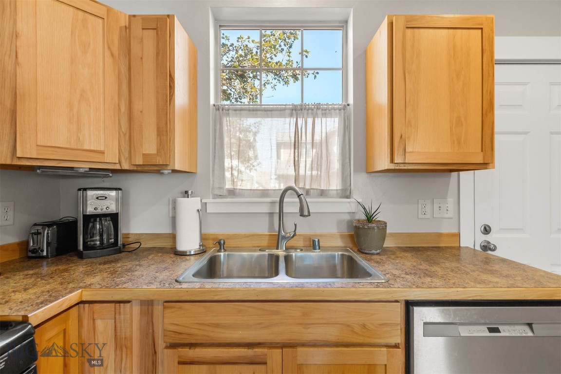 2374 Milkhouse Avenue Property Photo 8