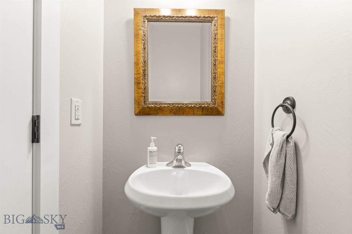 2374 Milkhouse Avenue Property Photo 15