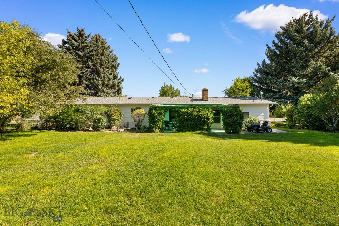 922 E Morse Street Property Photo 21