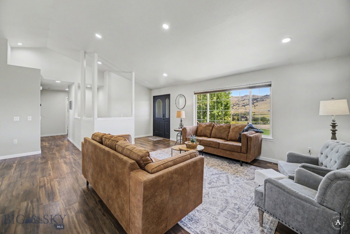 414843 Property Photo 9
