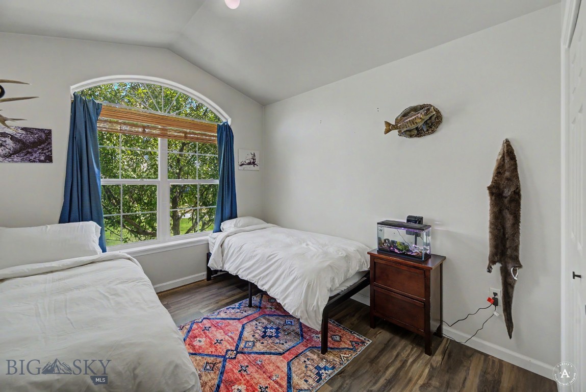 414843 Property Photo 26