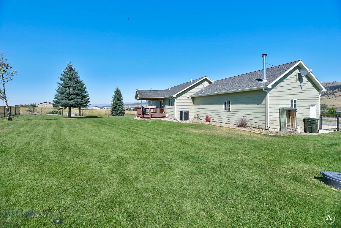 414843 Property Photo 46