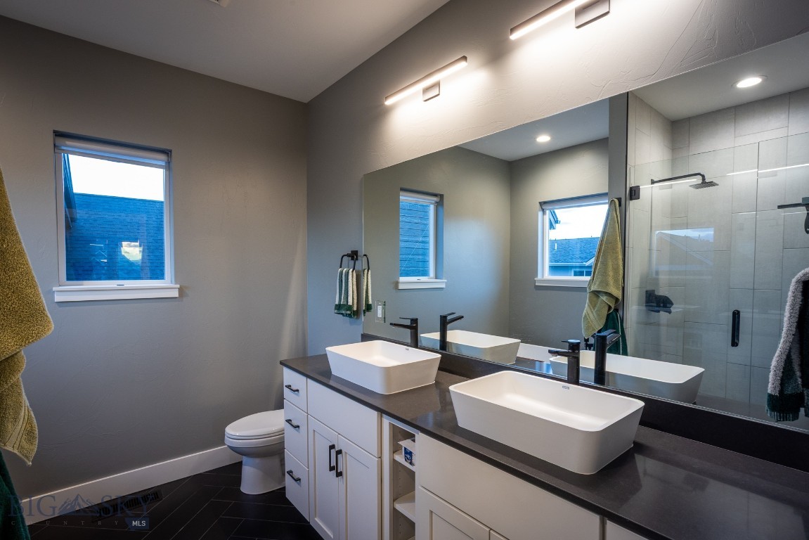 5589 Vaughn Drive Property Photo 35