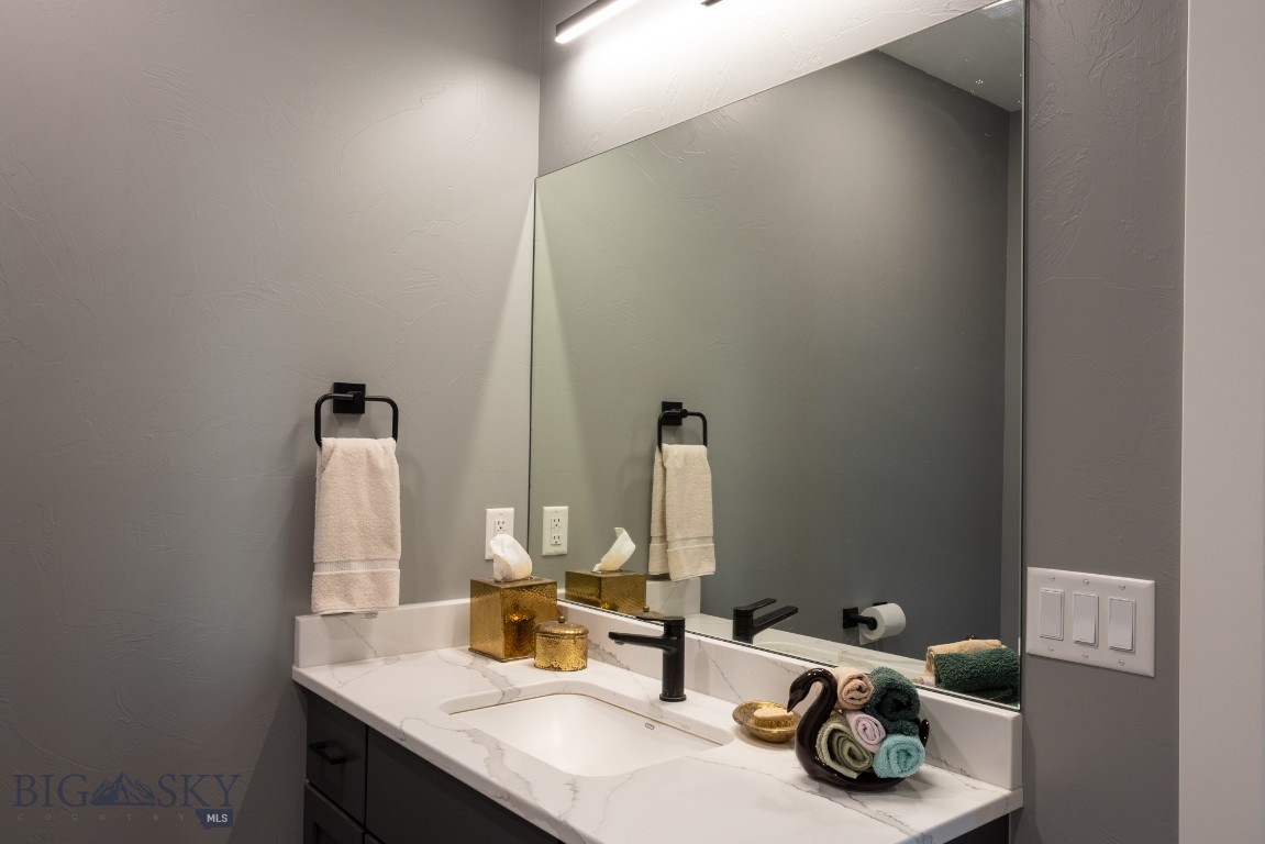 5589 Vaughn Drive Property Photo 46