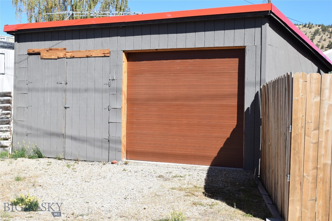 8 Cherry Street Property Photo 40
