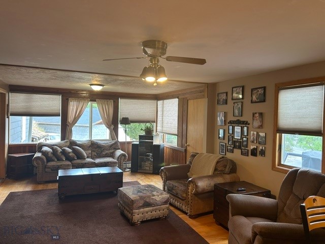 1611 6th Property Photo 8
