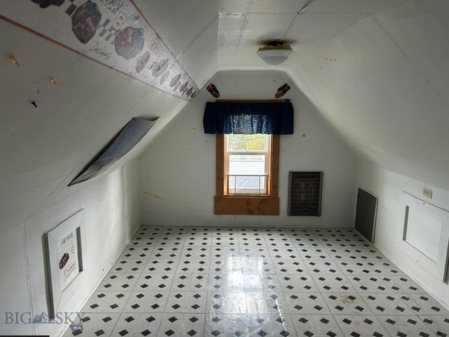 1611 6th Property Photo 17