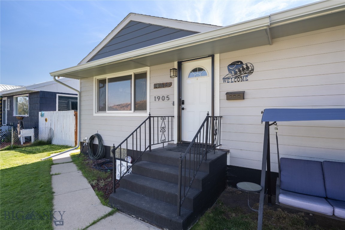 1905 W Park Avenue Property Photo 4
