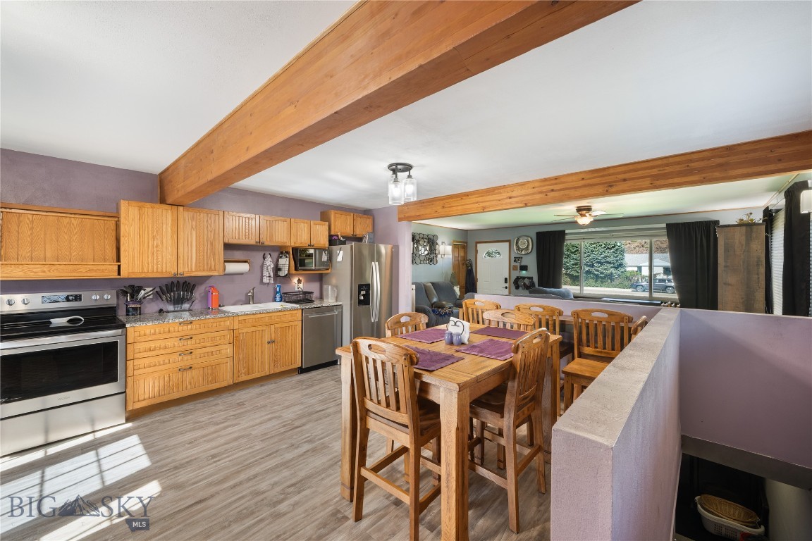 1905 W Park Avenue Property Photo 10