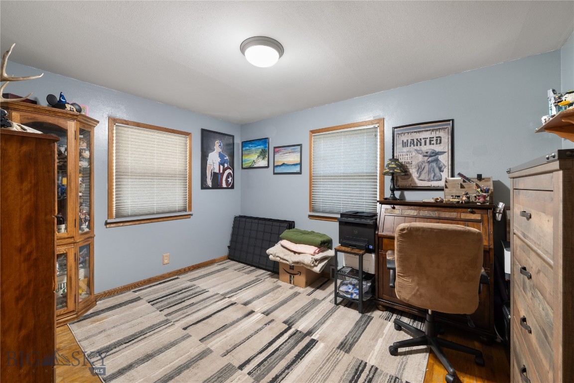 1905 W Park Avenue Property Photo 16