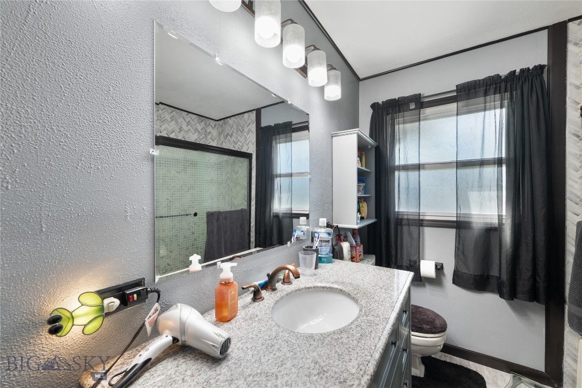 1905 W Park Avenue Property Photo 19