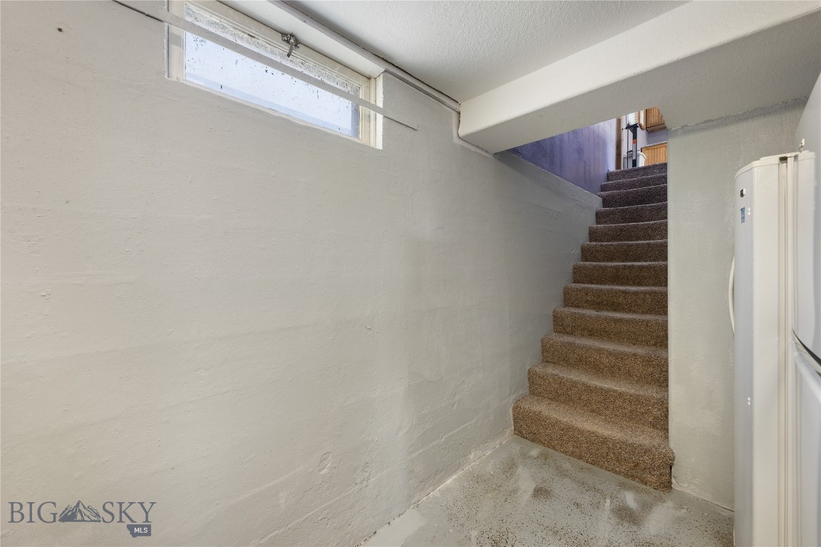 1905 W Park Avenue Property Photo 23