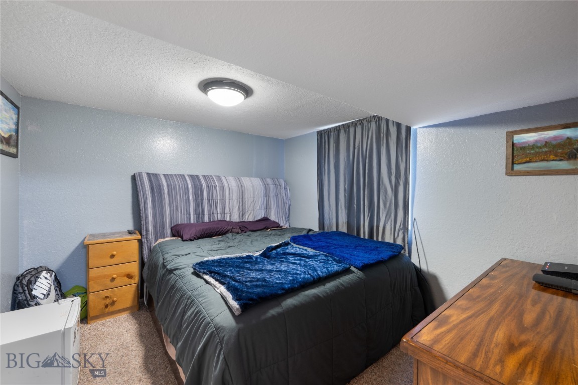 1905 W Park Avenue Property Photo 30