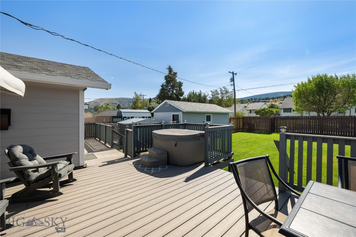 1905 W Park Avenue Property Photo 45