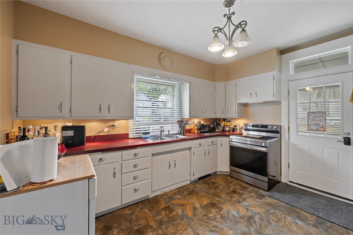 620 Ash Street Property Photo 12