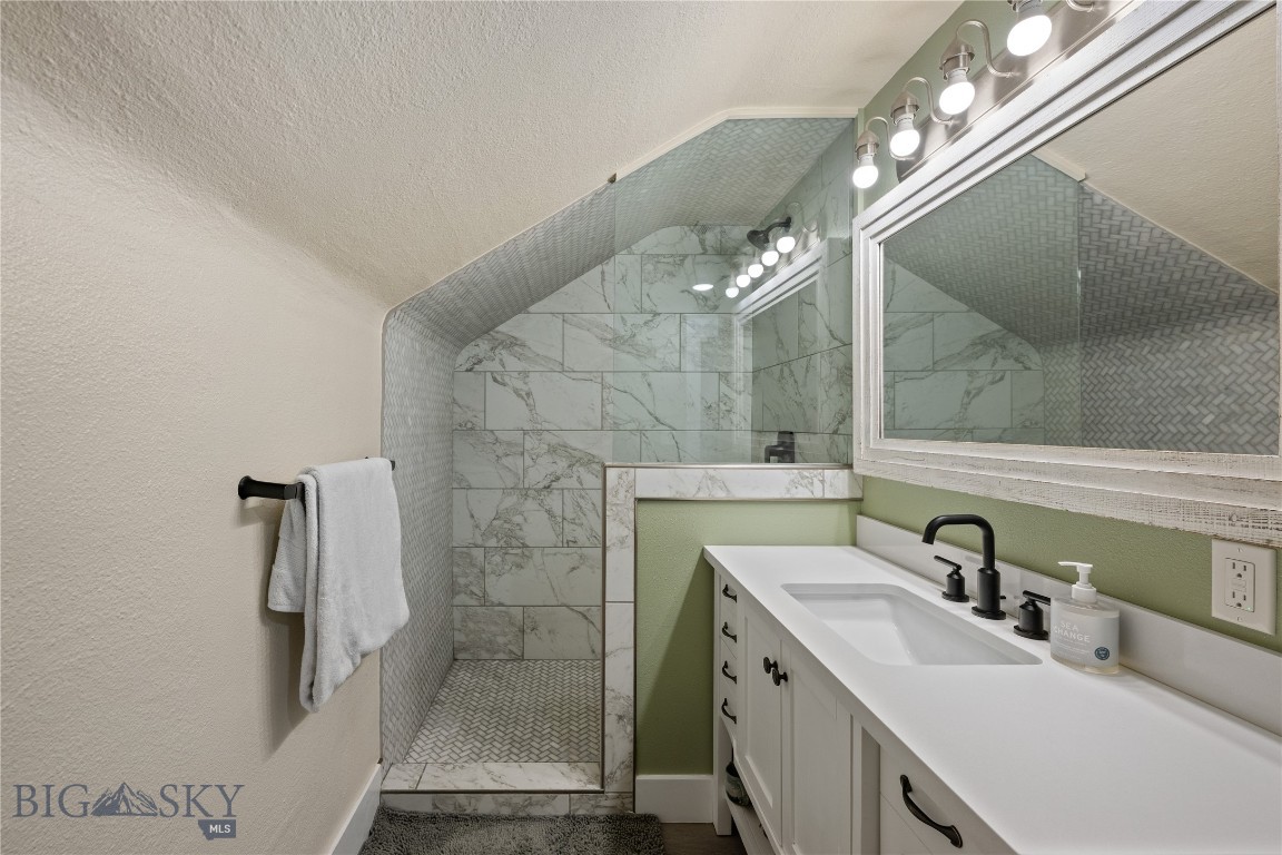 620 Ash Street Property Photo 28