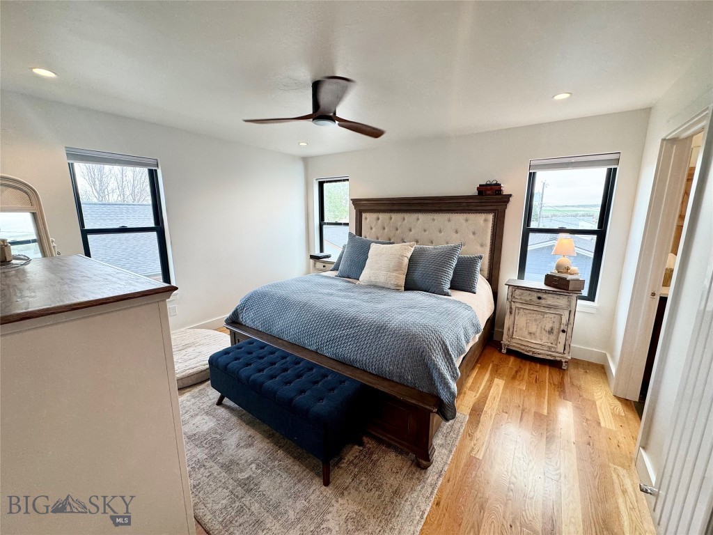 607 E Elm Street Property Photo 11