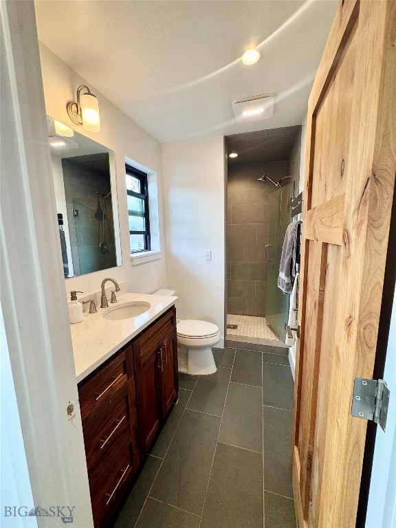 607 E Elm Street Property Photo 13