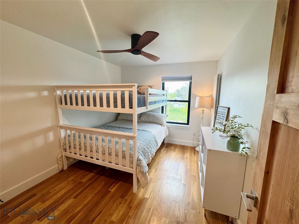 607 E Elm Street Property Photo 18