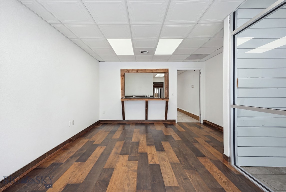 120 W Main Property Photo 8
