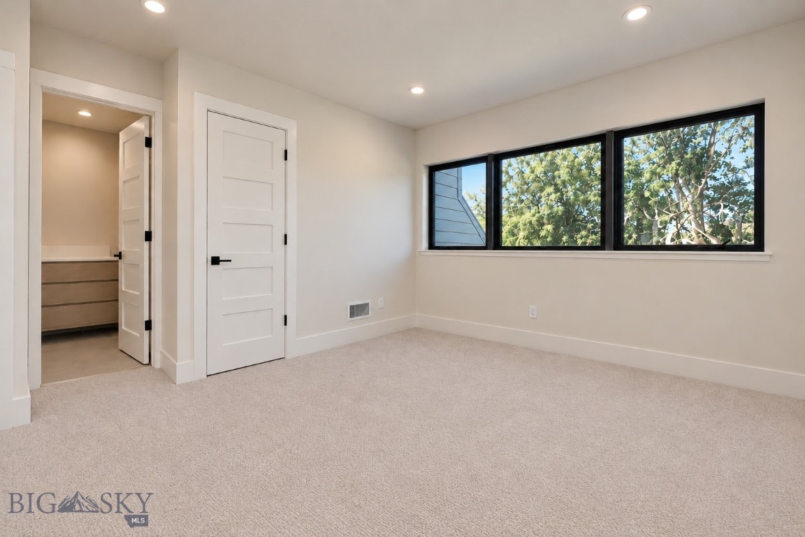 3100 Durston Road A,b Property Photo 13