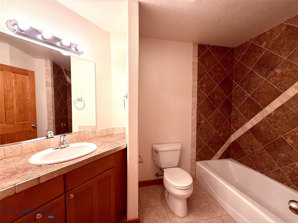 4662 Glenwood Drive Property Photo 14