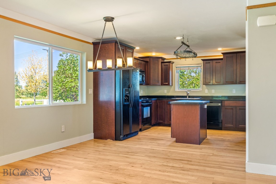 2789 Hedgerow Court Property Photo 7