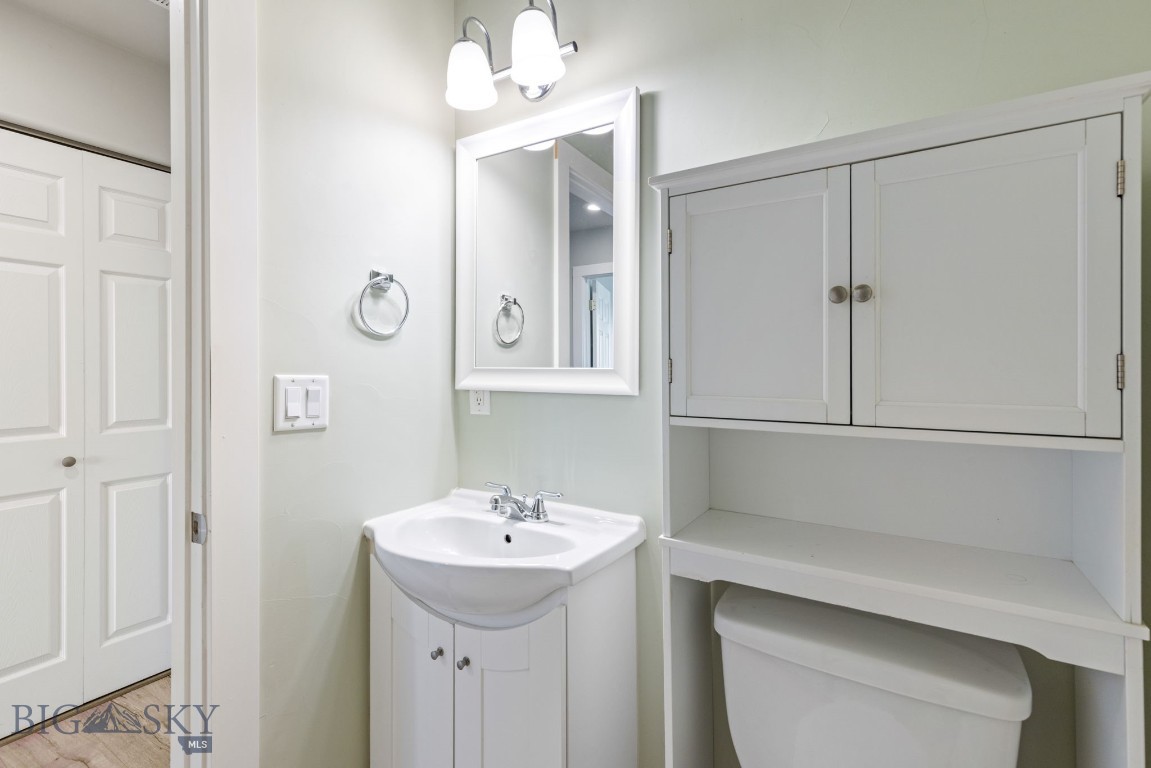 2789 Hedgerow Court Property Photo 24