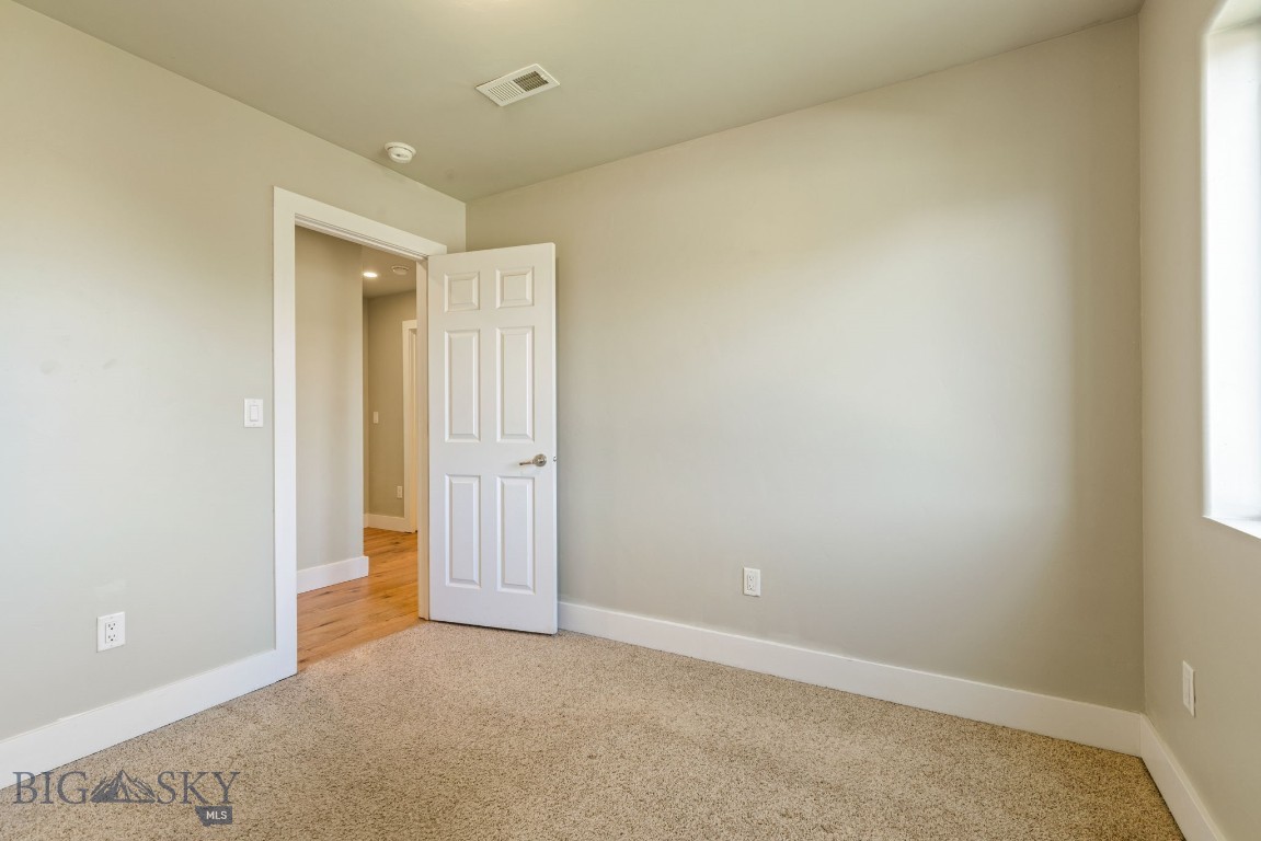2789 Hedgerow Court Property Photo 28