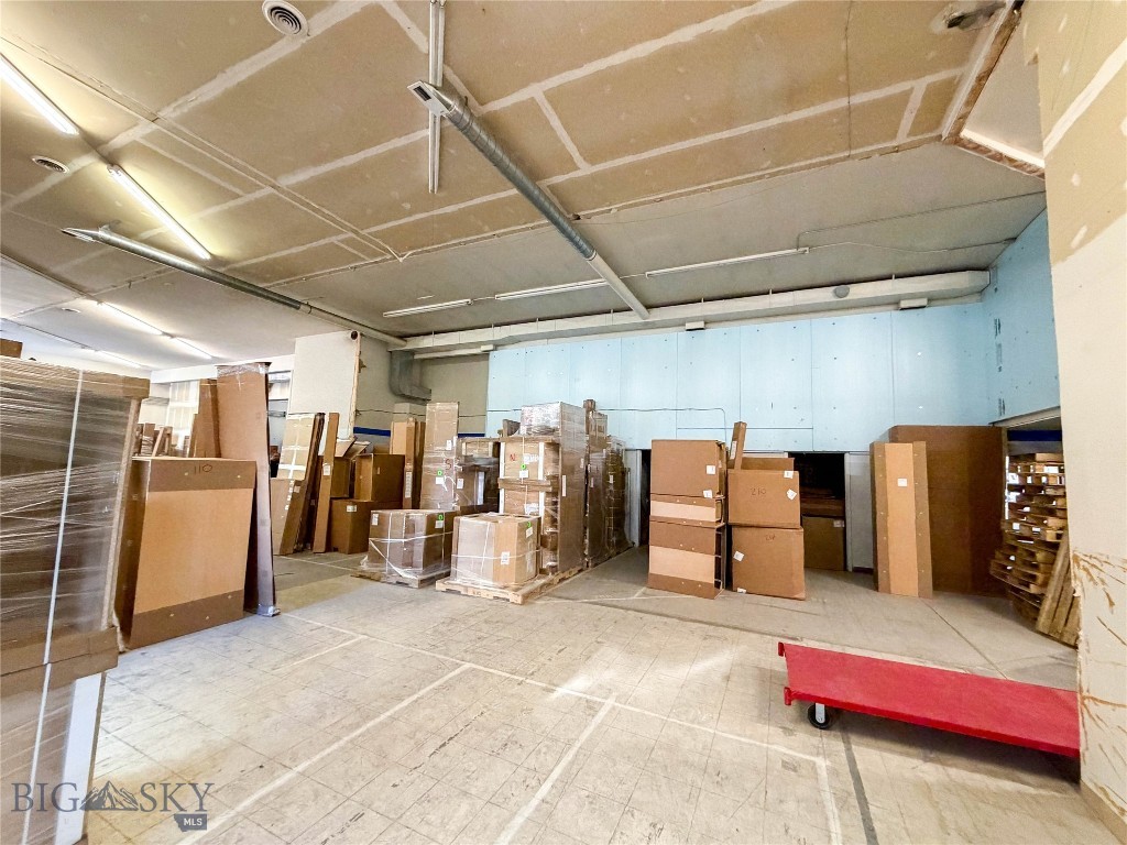 2134 Industrial Drive Property Photo 9