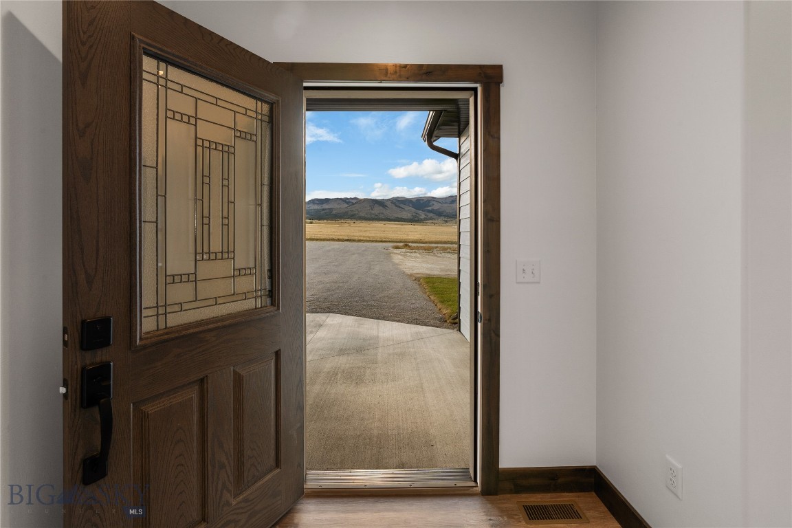 60 Nez Perce Trail Property Photo 2