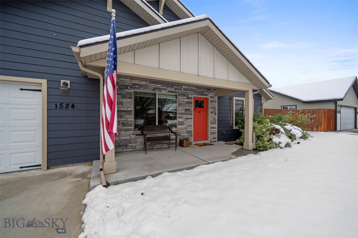 1524 Powers Boulevard Property Photo 7