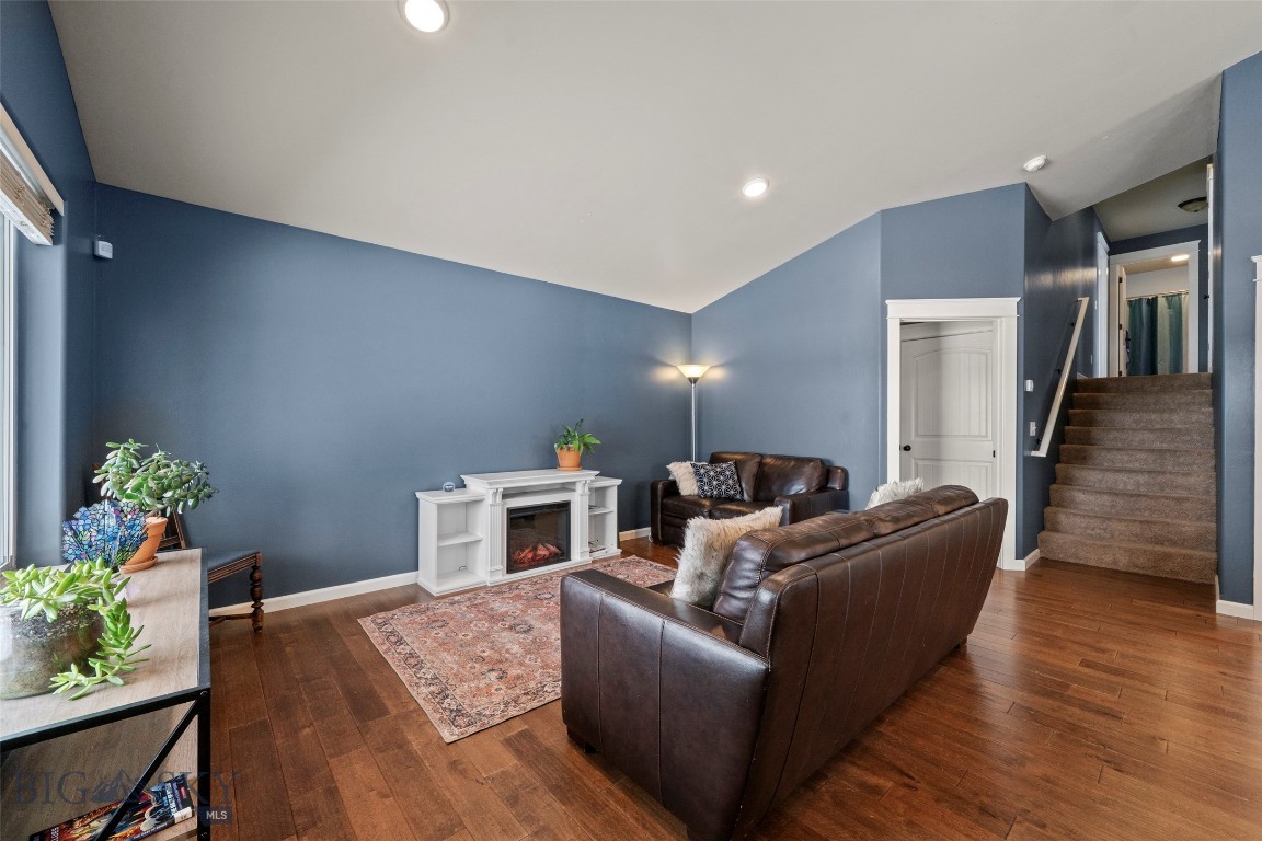 1524 Powers Boulevard Property Photo 10