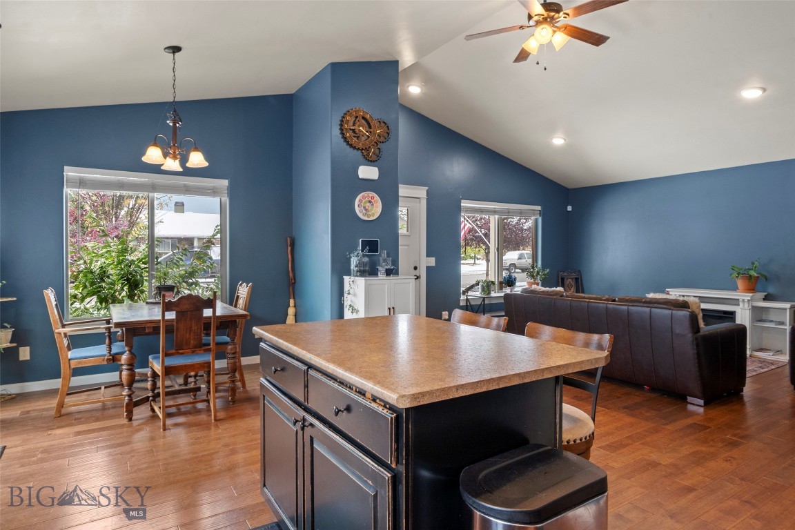 1524 Powers Boulevard Property Photo 16