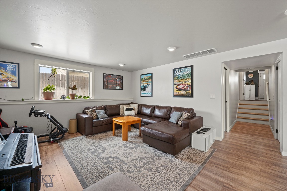 1524 Powers Boulevard Property Photo 37