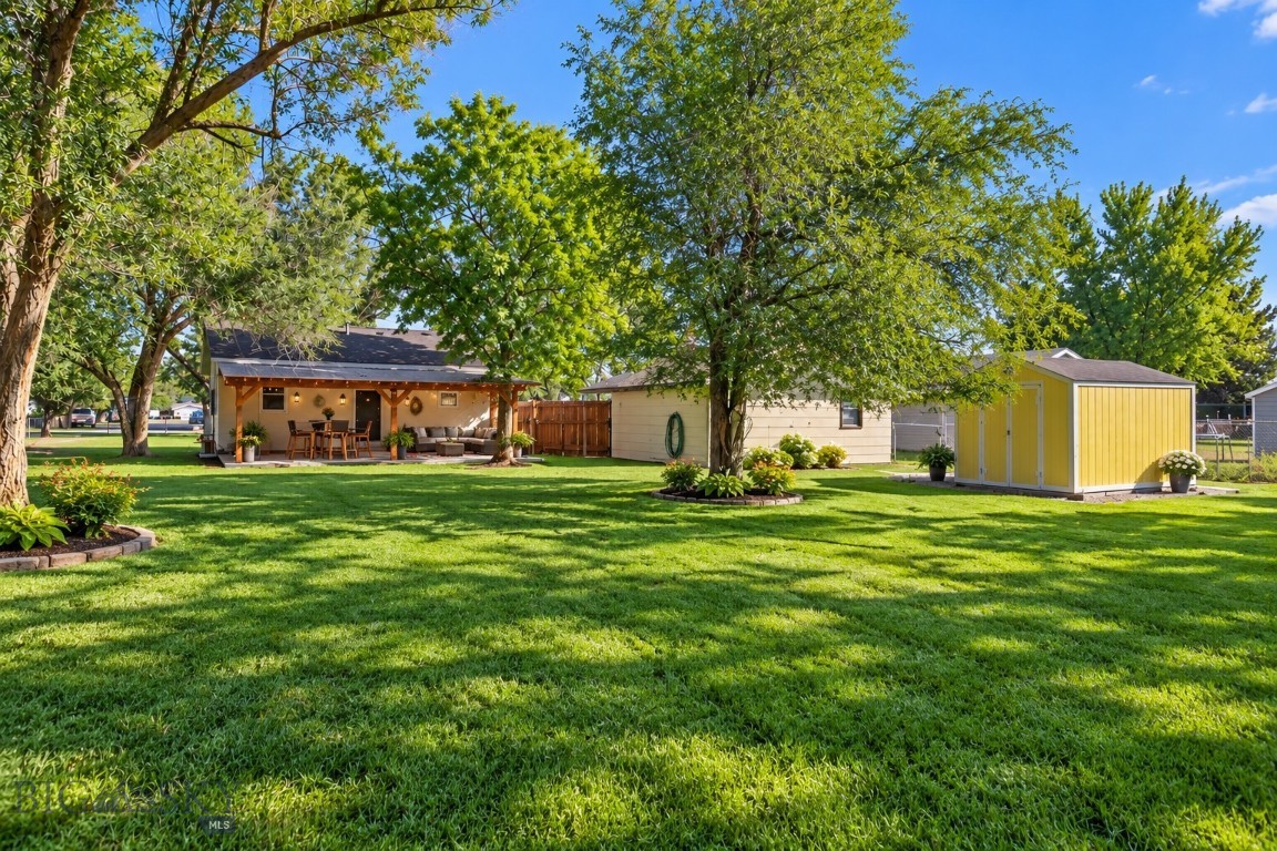 446 Sioux Property Photo 2