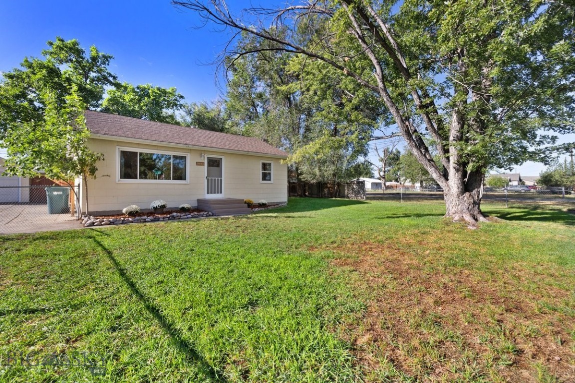 446 Sioux Property Photo 5