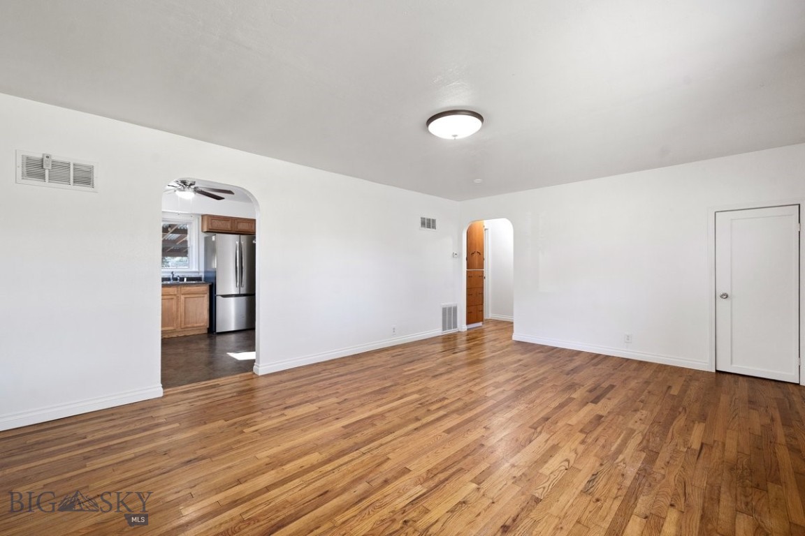 446 Sioux Property Photo 8