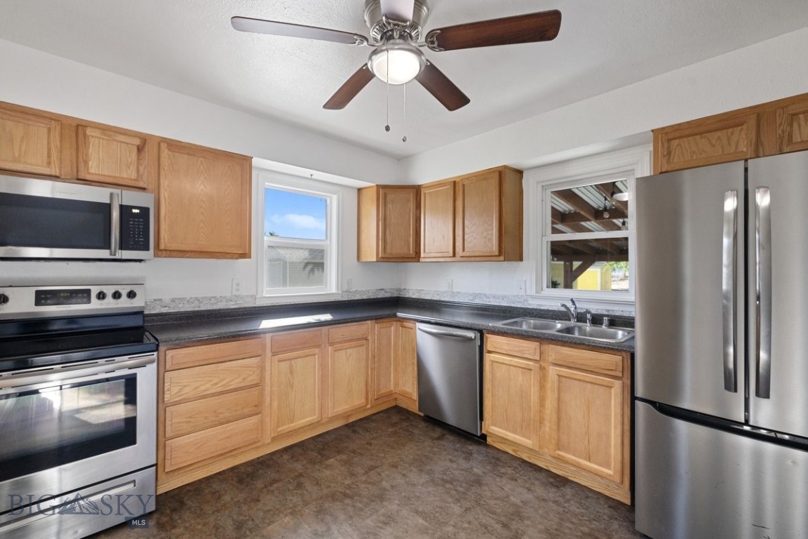 446 Sioux Property Photo 11