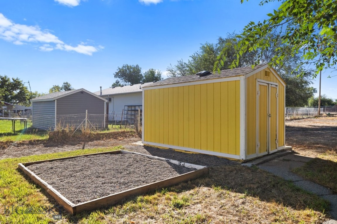 446 Sioux Property Photo 28