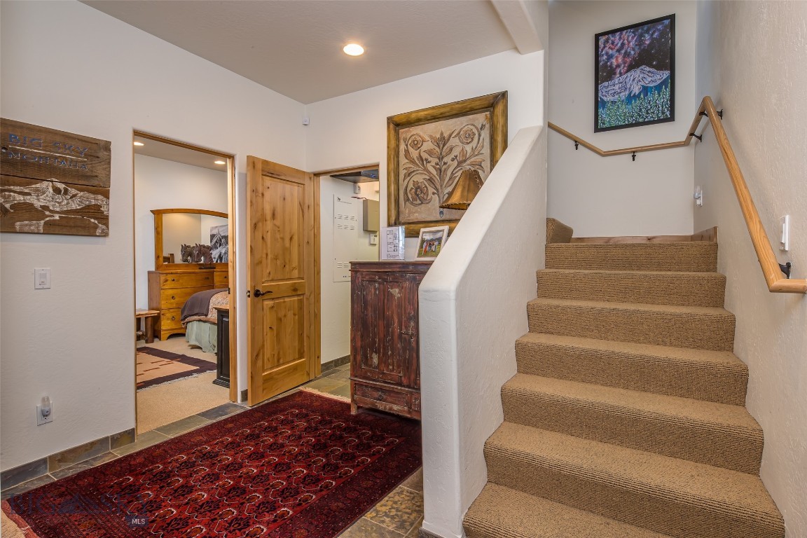 12 Indian Summer Road Property Photo 10