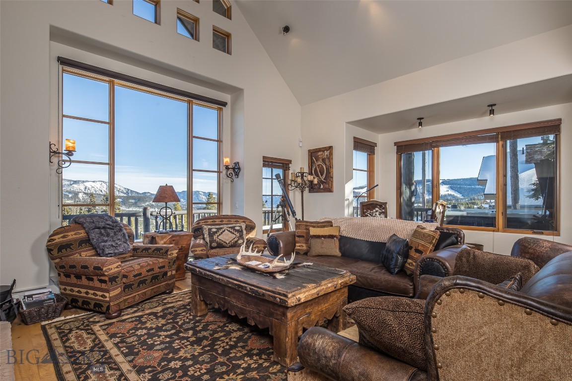 12 Indian Summer Road Property Photo 21