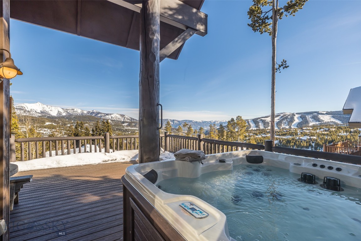 12 Indian Summer Road Property Photo 26
