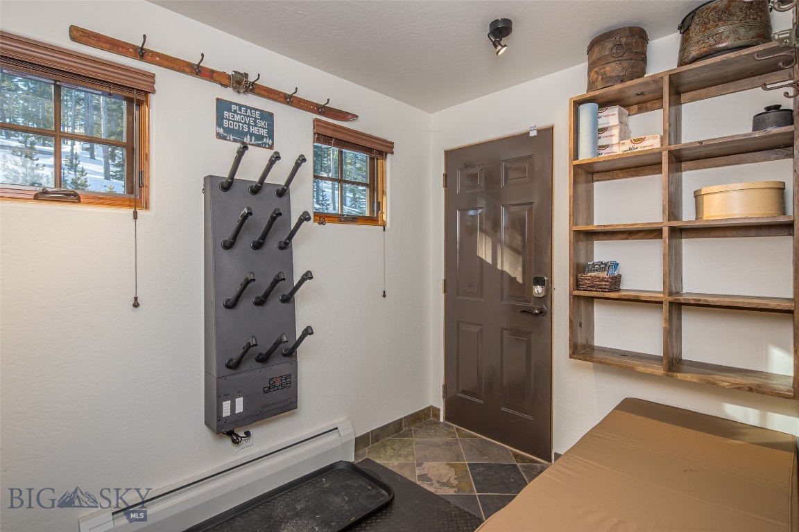 12 Indian Summer Road Property Photo 43