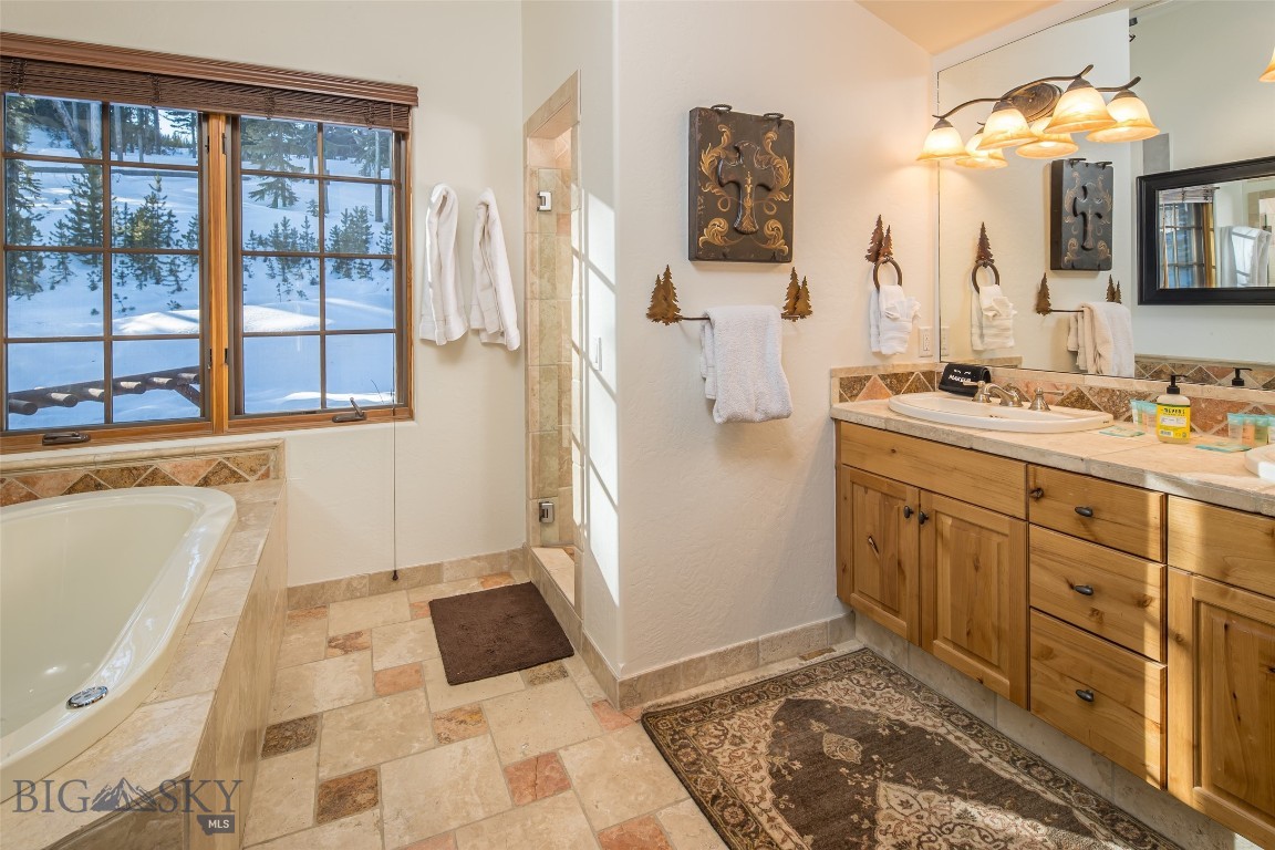 12 Indian Summer Road Property Photo 47