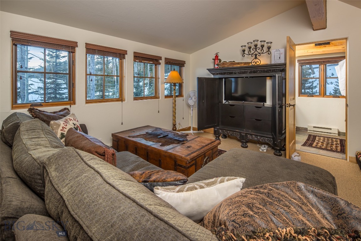 12 Indian Summer Road Property Photo 51