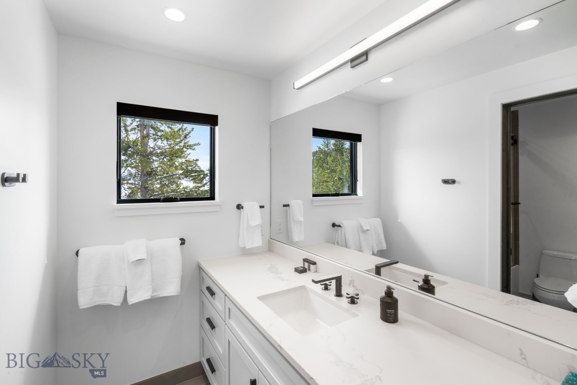 12 Highpoint Drive Property Photo 27